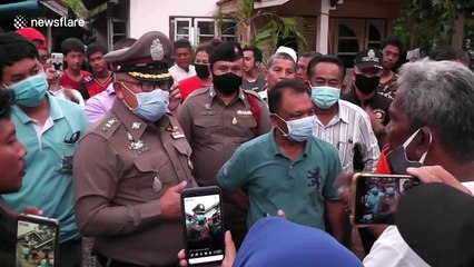 Furious fisherman ransack policeman's car after 'attempt to extort bribes backfired'