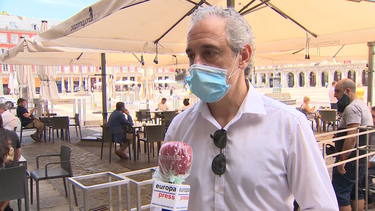 Solo el 15% de las terrazas de la Plaza Mayor abren el primer día de la fase 1