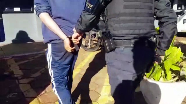 Condutor de Kadett 'turbinado' tenta fugir do GPOM, mas tem ação frustrada e acaba detido