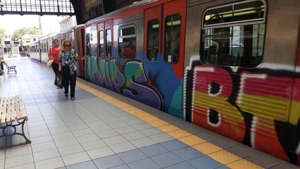 2017-09-12_gare du Pirée Traino Grece