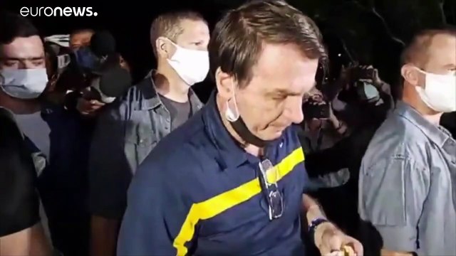 Президента Бразилии Жаира Болсонару освистала толпа.