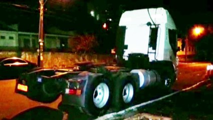 Mais drogas e um caminhão são apreendidos em ação da PM na Região Leste