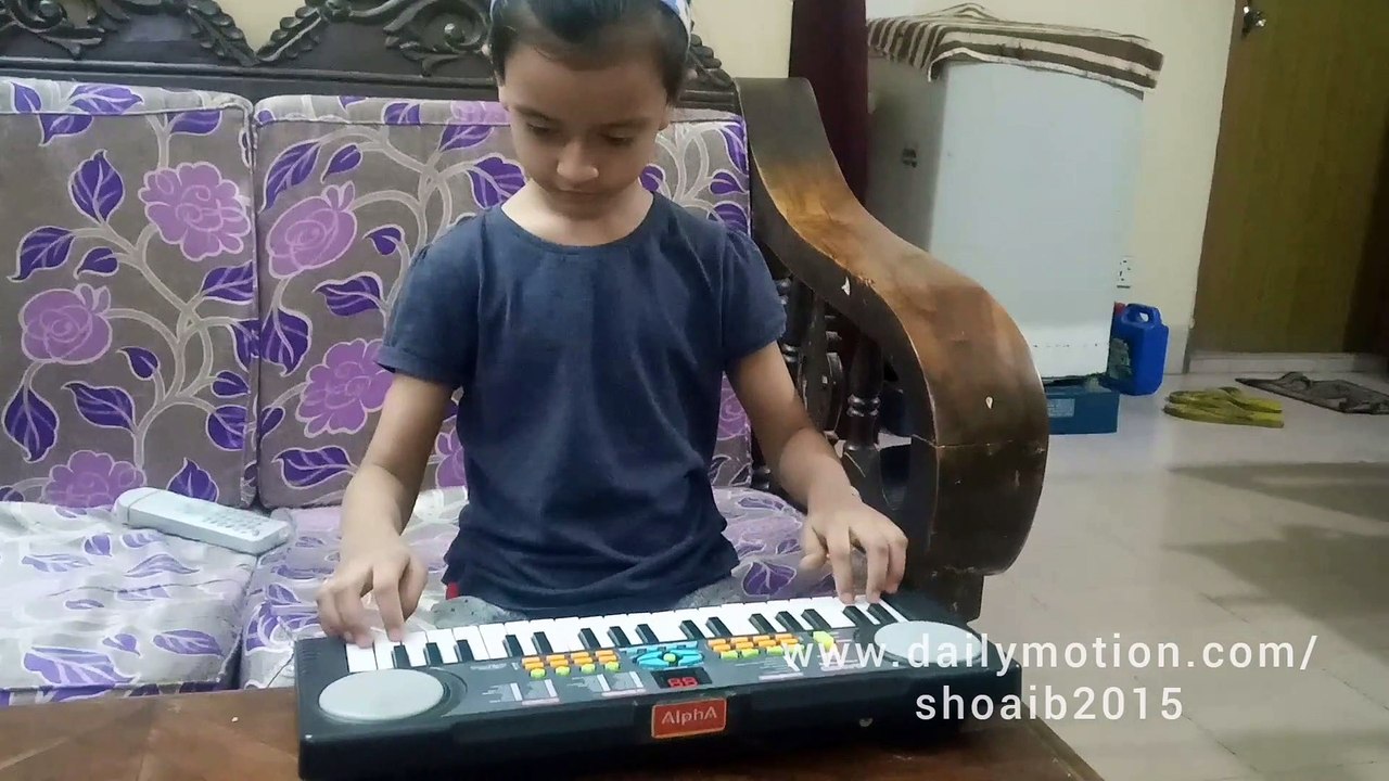 Kids Playing Piyano