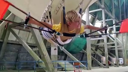 Aeroplume - Aerosculpture