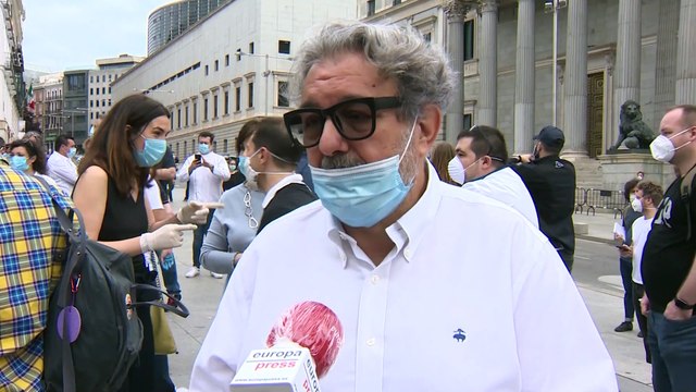 200 chefs, algunos con Estrella Michelin, exigen medidas para el sector