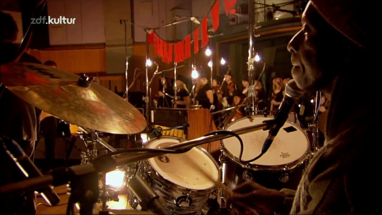 The Good, The Bad & The Queen - Nature Springs - Live at Abbey Road 2007