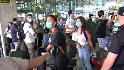 Los finalistas de ‘Supervivientes’ llegan al fin a España (Parte 2)