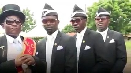 Quand Donald Trump utilise la vidéo des "Danseurs du Cerceuil" pour se moquer de Joe Biden