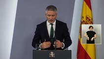 Marlaska anuncia un nuevo tramo de equiparación salarial en pleno escándalo en la Guardia Civil