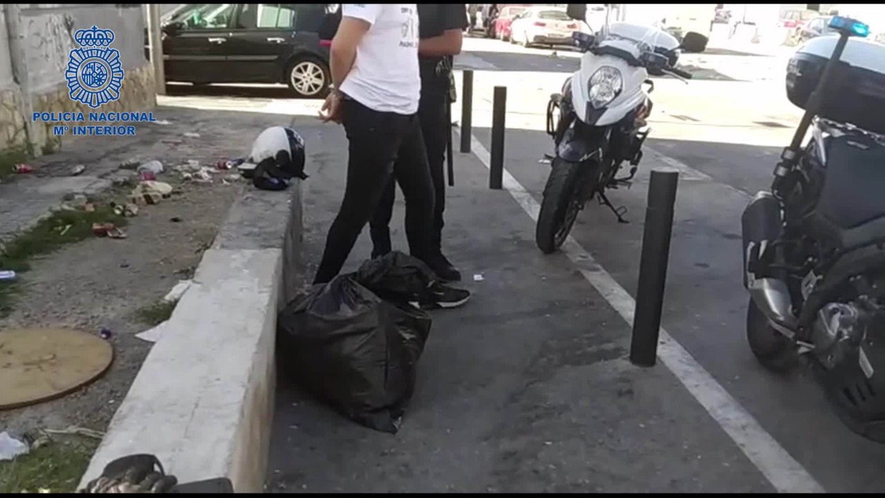 Detenido un joven al intervenirle más de dos kilos de marihuana en Palma