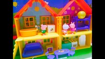 Peppa Pig, George and Suzy Sheep Peek n Surprise Egg Playhouse Toys