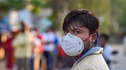Only in India: Masks with buyer's face!