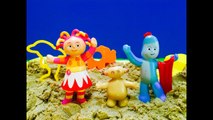 Iggle Piggle, Upsy Daisy, and Makka Pakka Toys Play In The Sand-