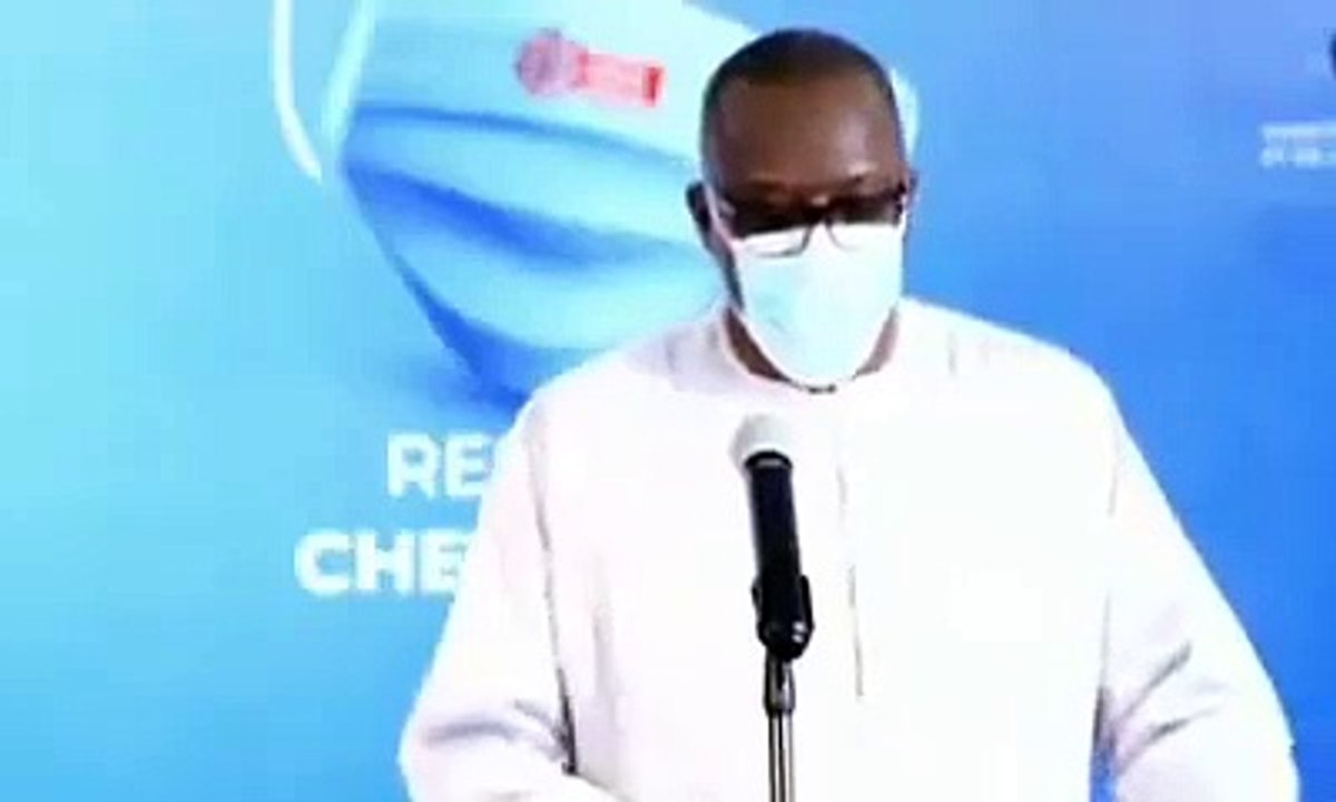 Port du masque : Cheikh Oumar Hann "étouffe" et s'en débarrasse