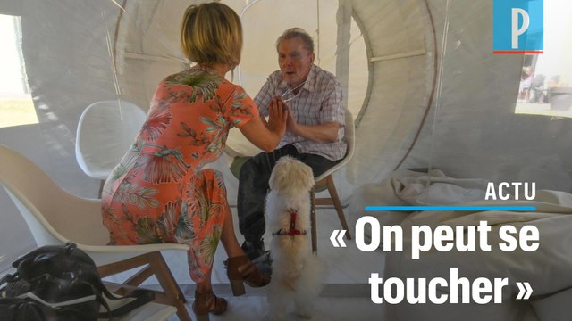 Ehpad : une «bulle gonflable» pour des retrouvailles «intimes, sans risques»