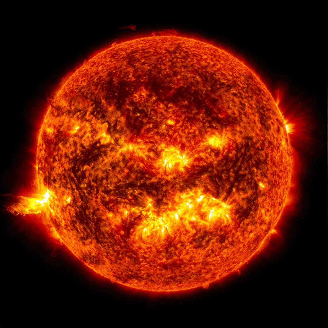 AskNASA: Is the Sun a Ball of Fire? - video Dailymotion