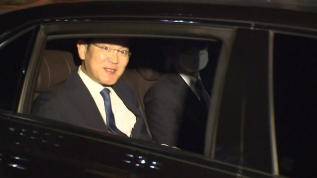 이재용, 17시간 동안 검찰 조사받고 귀가 / YTN