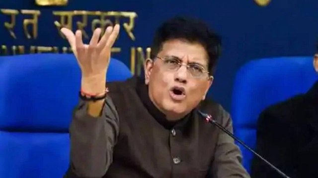 Maharashtra vs Centre over trains for migrants