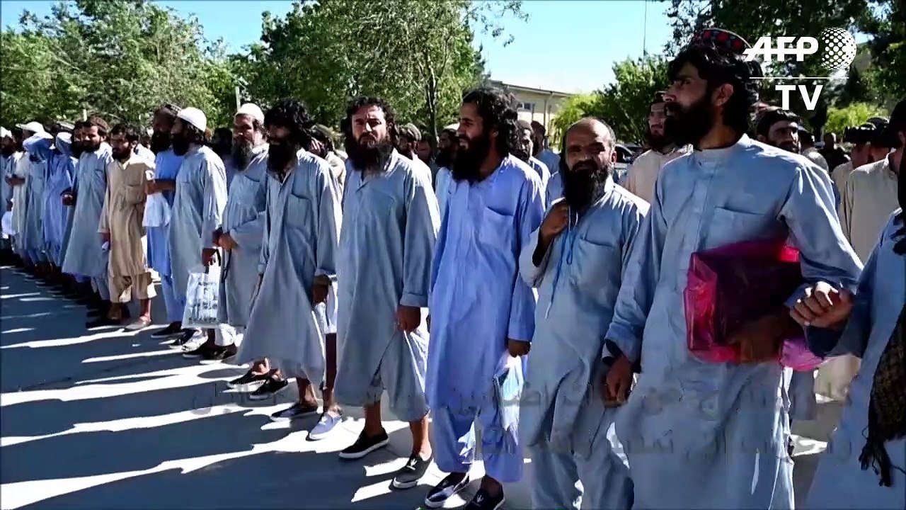 كابول تفرج عن مئات إضافيين من سجناء طالبان ودعو...