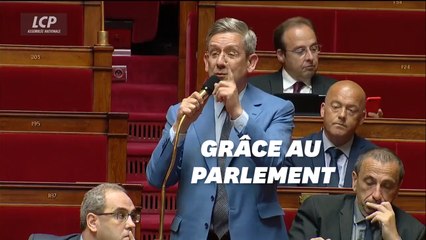 Ému aux larmes, ce député rend hommage à son collègue à l'origine de la proposition de loi sur le deuil parental