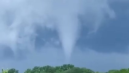 Tornado caught on camera in Iowa