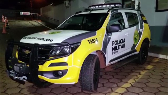 Homem acusado de roubo de veículo em Assis Chateaubriand é preso pela PM dentro de motel em Cascavel