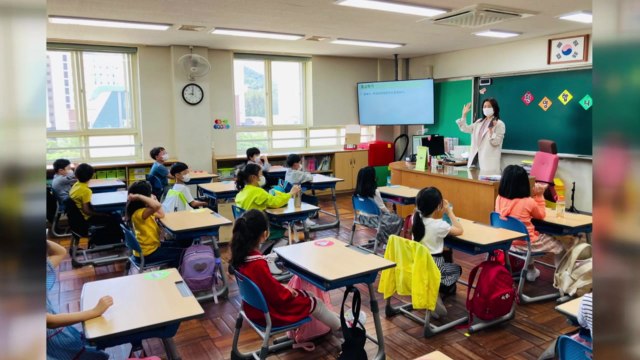 [뉴스큐-퀵터뷰] 2차 등교 개학 시행...현장 상황은? / YTN