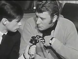 Johnny Hallyday en Interview lors de son Passage à Chicoutimi le 03 Avril 1966: Un Moment Historique Avec la Légende de la Musique Française
