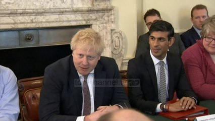 Top News - Këshilltari i Johnson/ Shkeli karantinën, kërkohet dorëheqja