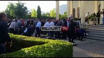 Report TV - Falja e namazit në Kukës/ Mbipopullohen 2 xhamitë e qytetit!