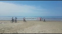 Report TV - Koronavirusi bën të vetën në Durrës, shumë pak qytetarë në bregun e detit