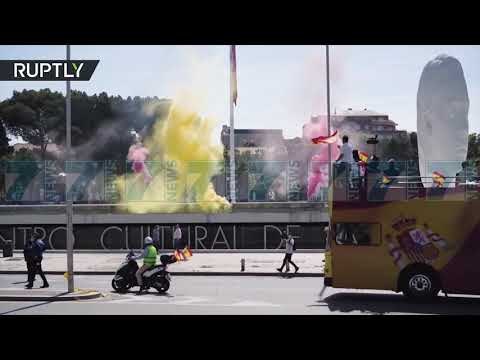 SPANJE, PROTESTA KUNDER MBYLLJES, QYTETARET MBUSHIN RRUGET - News, Lajme - Kanali 7