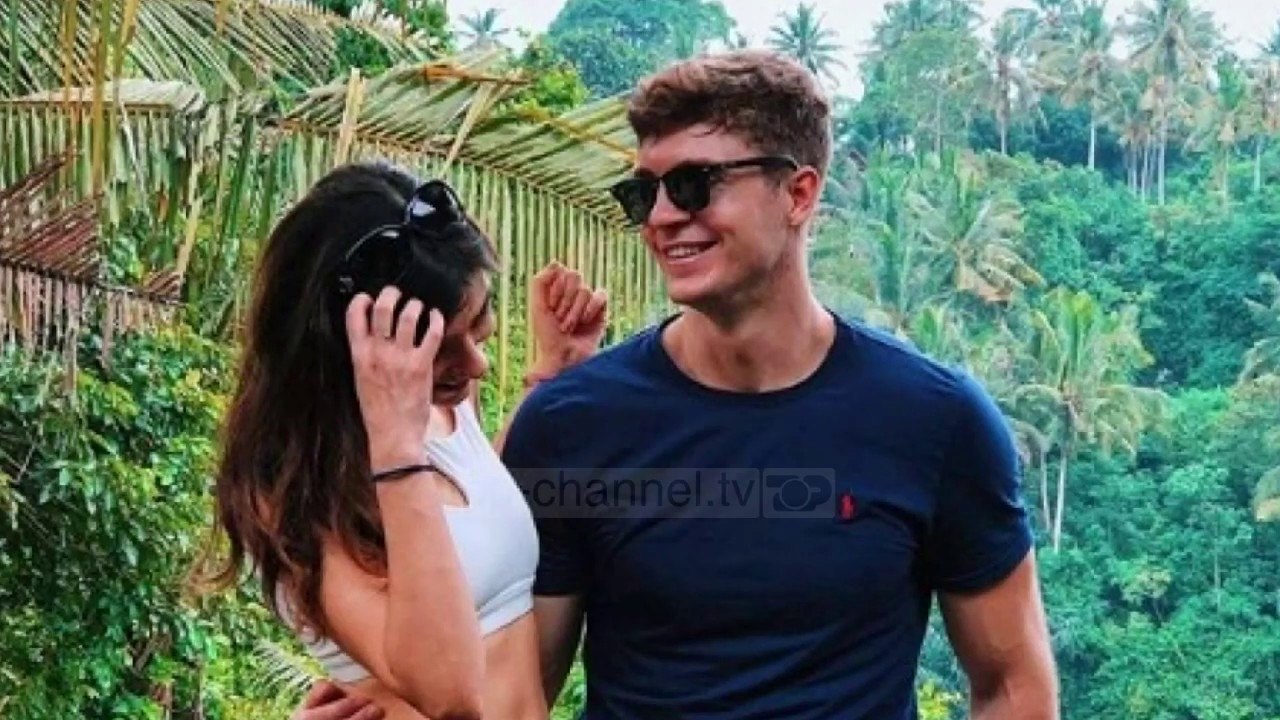 Amerikani i videove TikTok/ Gatuan gatimet e njohura shqiptare dhe përpiqet të komunikojë në shqip