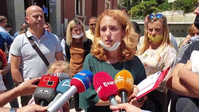 Protestë në Durrës: 6 muaj pas tërmetit të nëntorit, banorët të paqartë për fatin e shtëpive të tyre