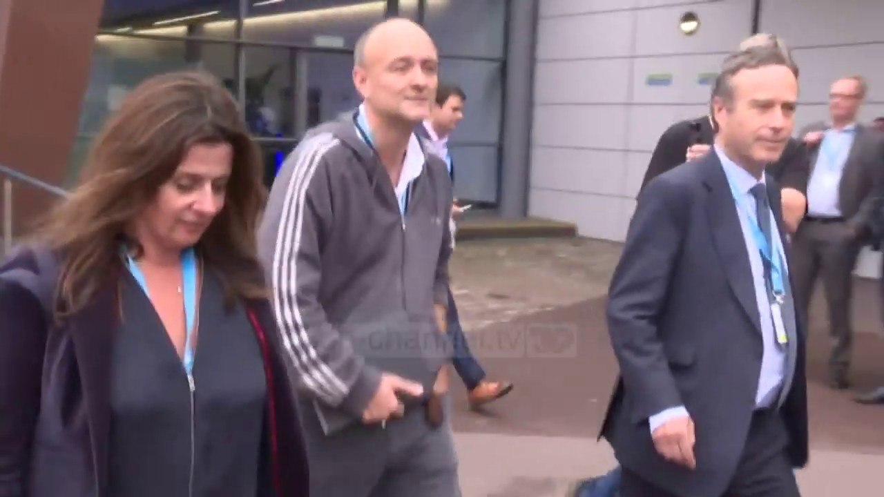 Top News - Kryeministri Holandez/ Nuk takoi nënën që po vdiste...