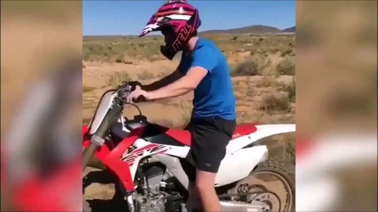 Première fois en moto tout terrain... Pas très concluant