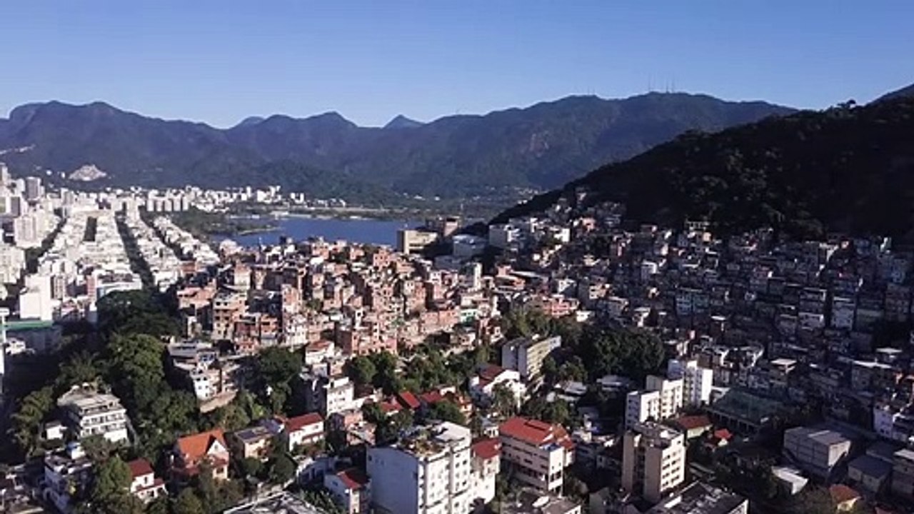 Favelas da América Latina perdem batalha para o...