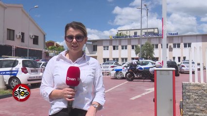 Video herunterladen: Stop - Shoqeronte vellain ne spital polici i merr patenten! (27 maj 2020)