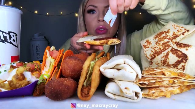 ASMR -TACO BELL- TRIPLELUPA TACO, MEXICAN PIZZA, CRUNCHWRAP SUPREME, CINNABON DELIGHTS MUKBANG 먹방
