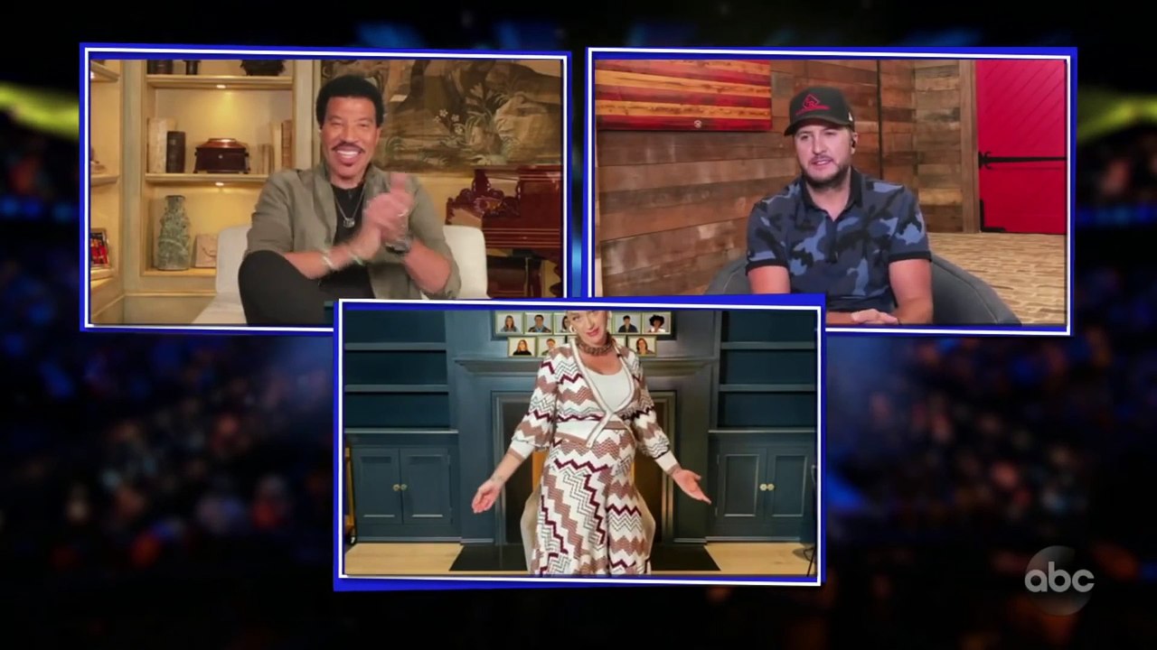 Arthur Gunn Sings EMOTIONAL Bon Iver Tribute To His Mom _ @American Idol  Top 7