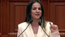 Rudina Hajdari i drejtohet Rames: Je bere si Gruevski