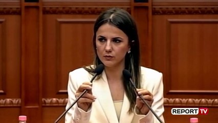 下载视频: Ramës i mbaron koha në Kuvend/ Hajdari: Do të jepja unë 3 minutat e mia, je bërë për ujë të ftohtë