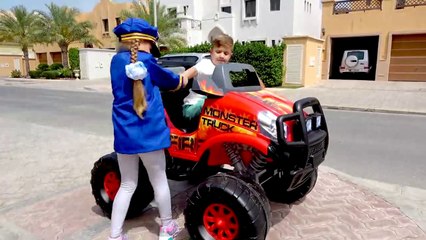 Diana and Roma play with Cars for kids