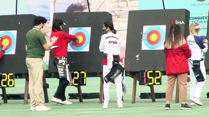 Скачать видео: İhlas Koleji sporcuları, 8. Fetih Kupası’nda ter döktü