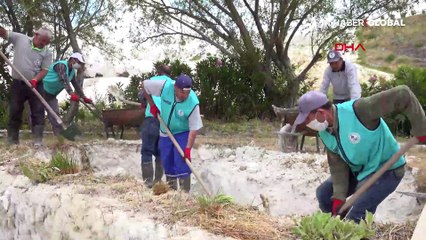 Dünyaca ünlü Pamukkale'de çalışmalar başladı! 400 kamyon çamur çıkarılacak