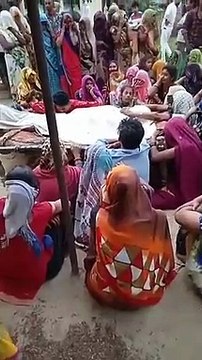 पूर्व प्रधान की अज्ञात बदमाशों ने की निर्मम हत्या