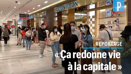 A Paris, le Printemps rouvre ses portes : «Sans les touristes, c'est calme»