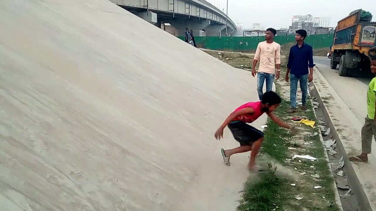 The children playing happily and enjoy this moment