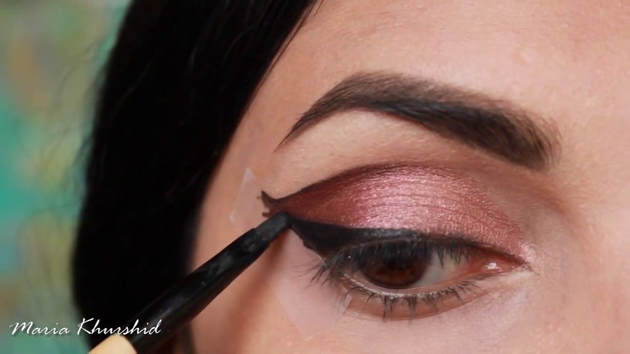 Makeup_for_small_eyes___Pakistani_makeup_artist___Simple_and_easy_makeup