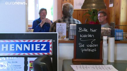 Svájc: egy hét múlva már 300 fős rendezvényeket is lehet tartani